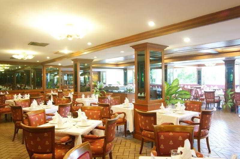 Jomtien Holiday Pattaya Hotel Luaran gambar