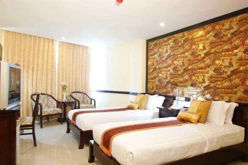 Jomtien Holiday Pattaya Hotel Luaran gambar