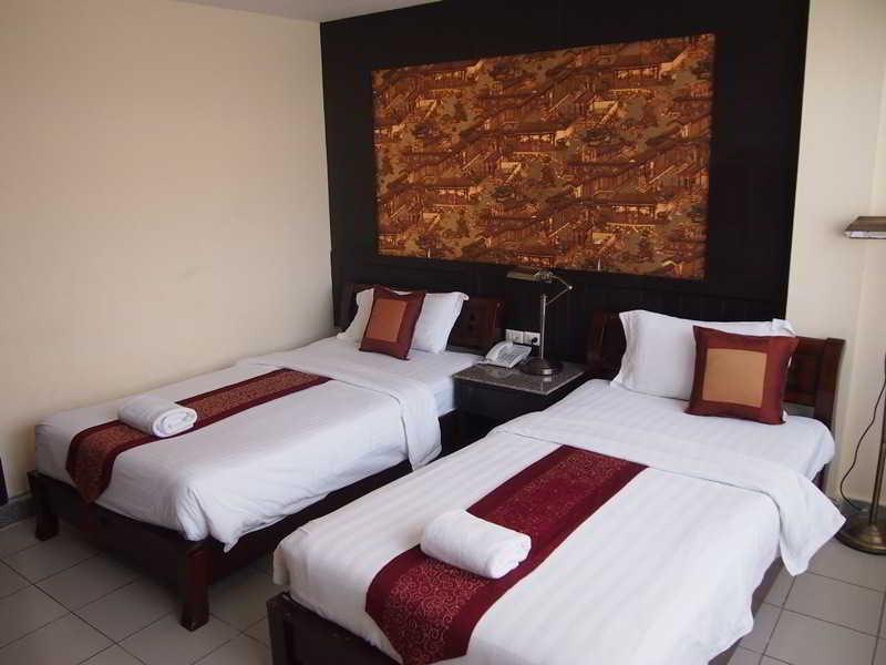 Jomtien Holiday Pattaya Hotel Luaran gambar